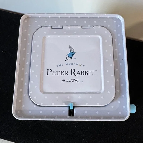 Peter Rabbit Toy (Pop-up toy) by Kids Preferred - Picture 7 of 8